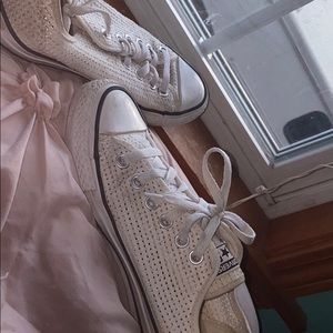 Netted converse